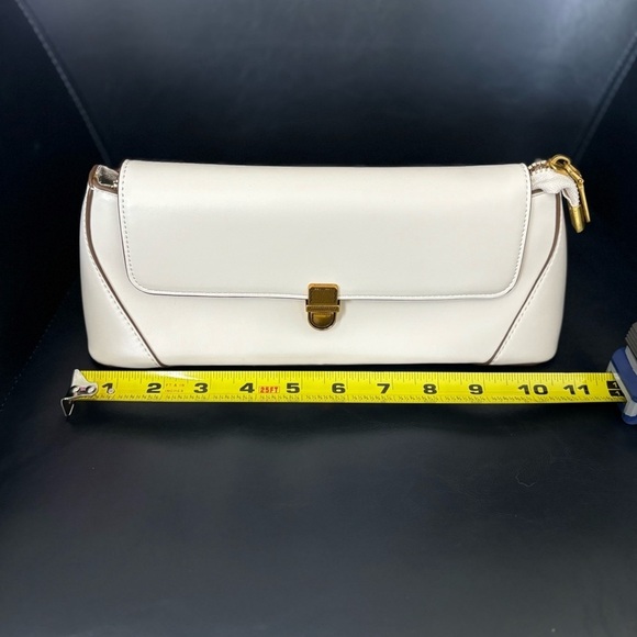 8 Other Reasons French Bag in White - Picture 9 of 12